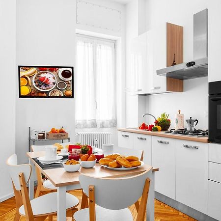 Exclusive 3 Bedrooms Apartment Near Duomo Milan Exterior photo